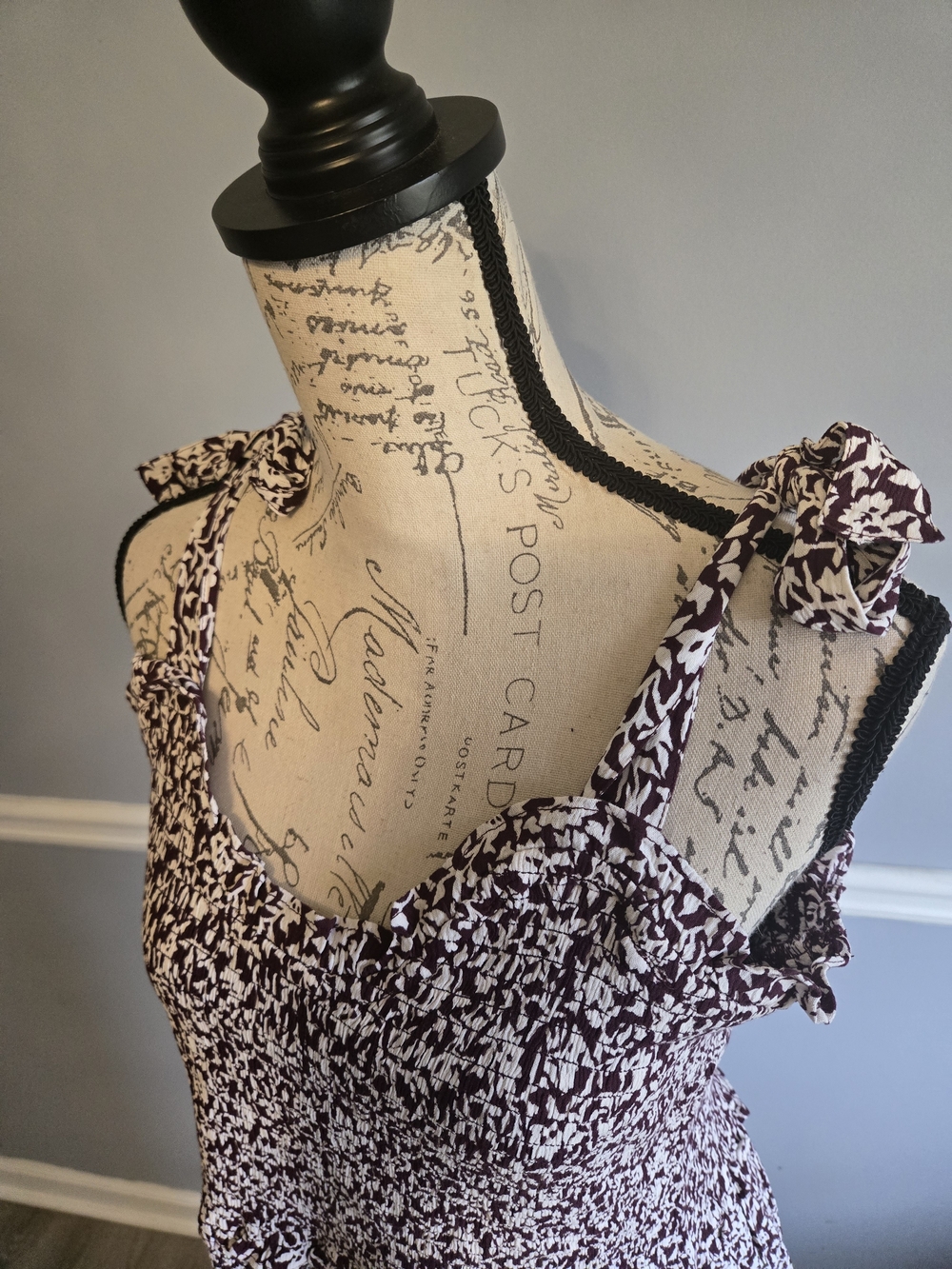Smocked Floral Maxi Dress in Mauve and Cream - Picture 4 of 6